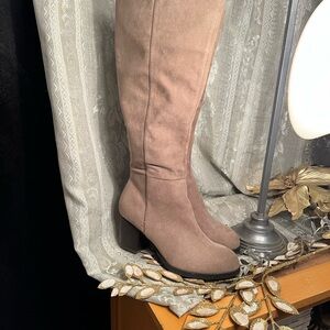 Chic Over the Knee Taupe Boots